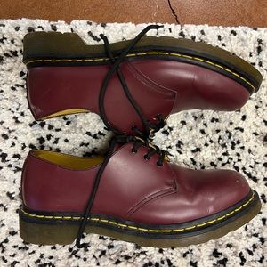 Dr. Marten’s Women’s leather shoe size 9